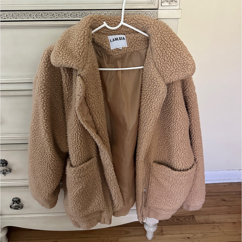 I AM GIA tan teddy coat